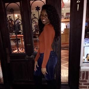 Meet your Posher, Tamera